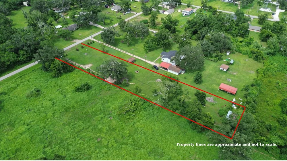 6615 Live Oak Drive Jones Creek, TX 77541