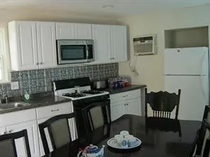 4700 W Bayshore Drive Bacliff, TX 77518