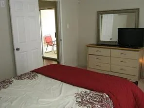 4700 W Bayshore Drive Bacliff, TX 77518