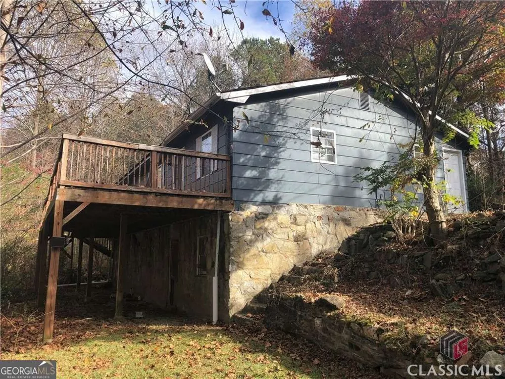 209 Alice Moss LN Alto, GA 30510