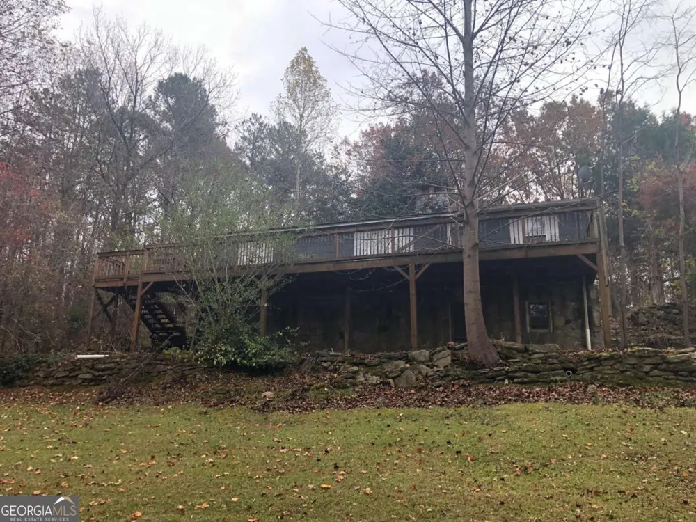 209 Alice Moss LN Alto, GA 30510