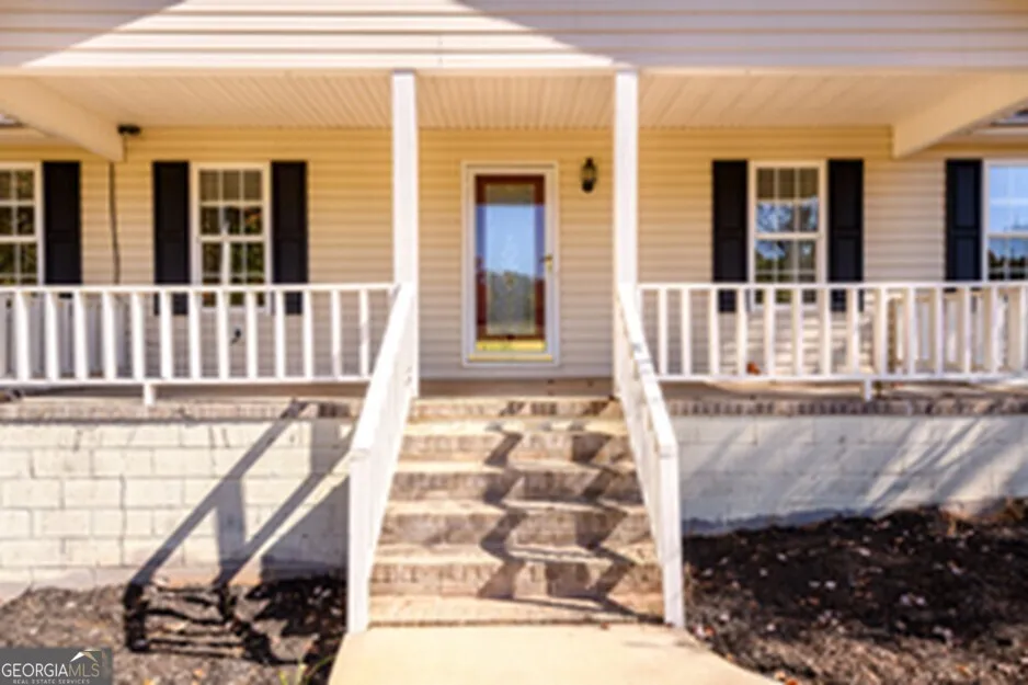 173 DEER CREEK FARM RD Hartwell, GA 30643