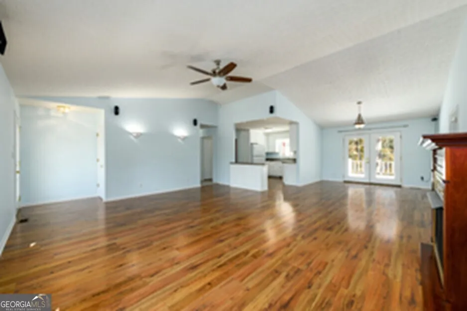 173 DEER CREEK FARM RD Hartwell, GA 30643