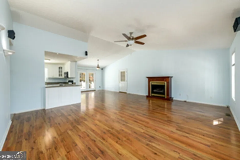 173 DEER CREEK FARM RD Hartwell, GA 30643