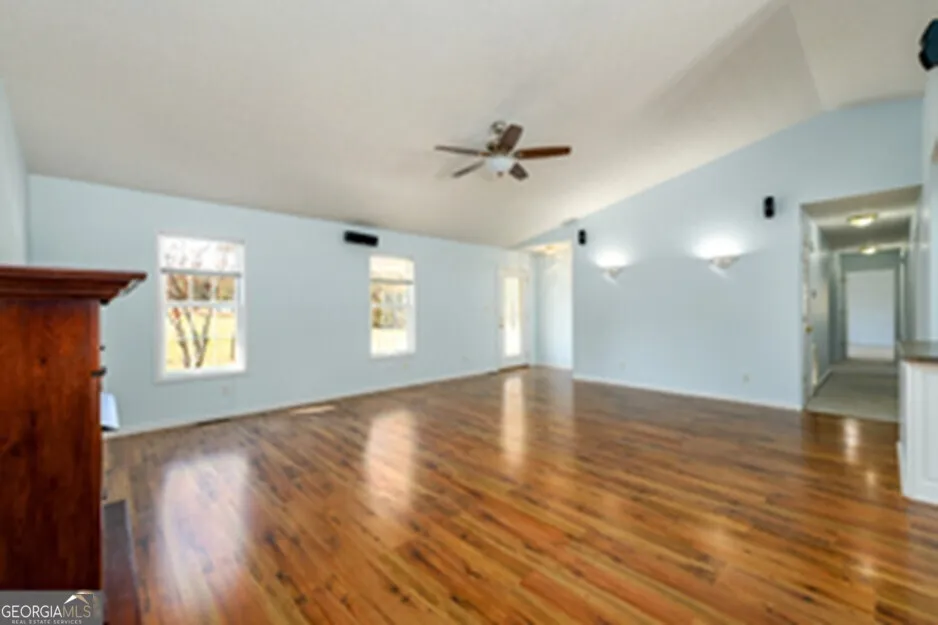 173 DEER CREEK FARM RD Hartwell, GA 30643