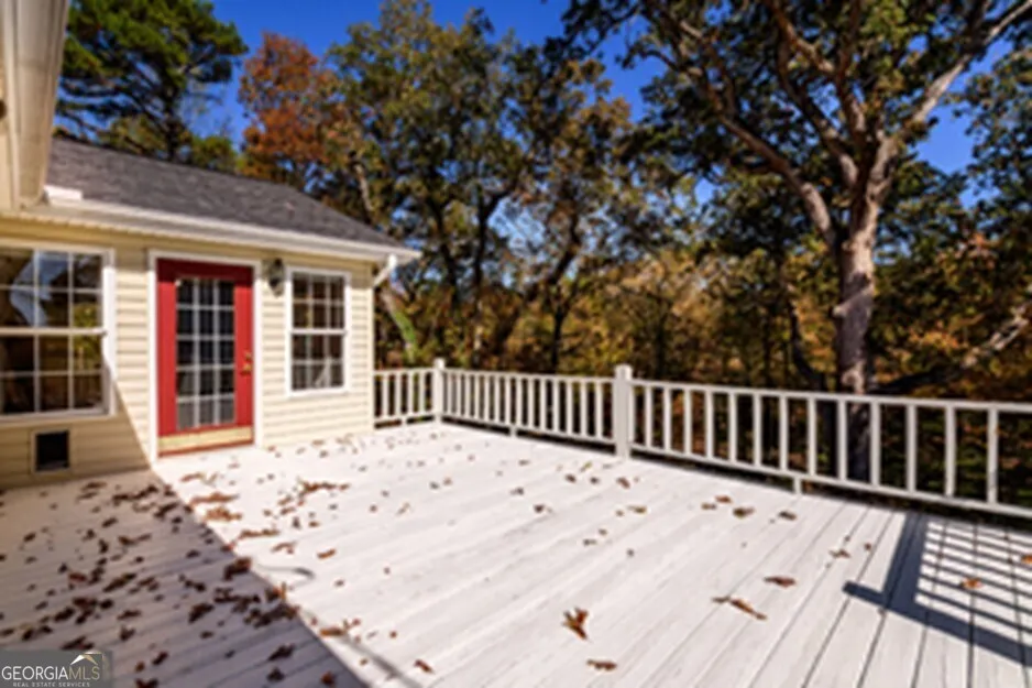 173 DEER CREEK FARM RD Hartwell, GA 30643