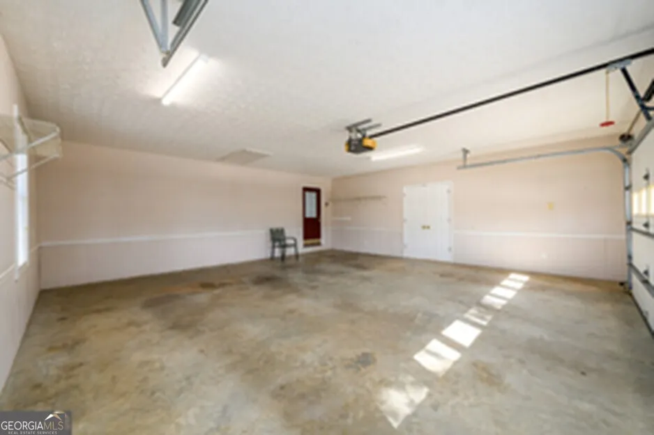 173 DEER CREEK FARM RD Hartwell, GA 30643
