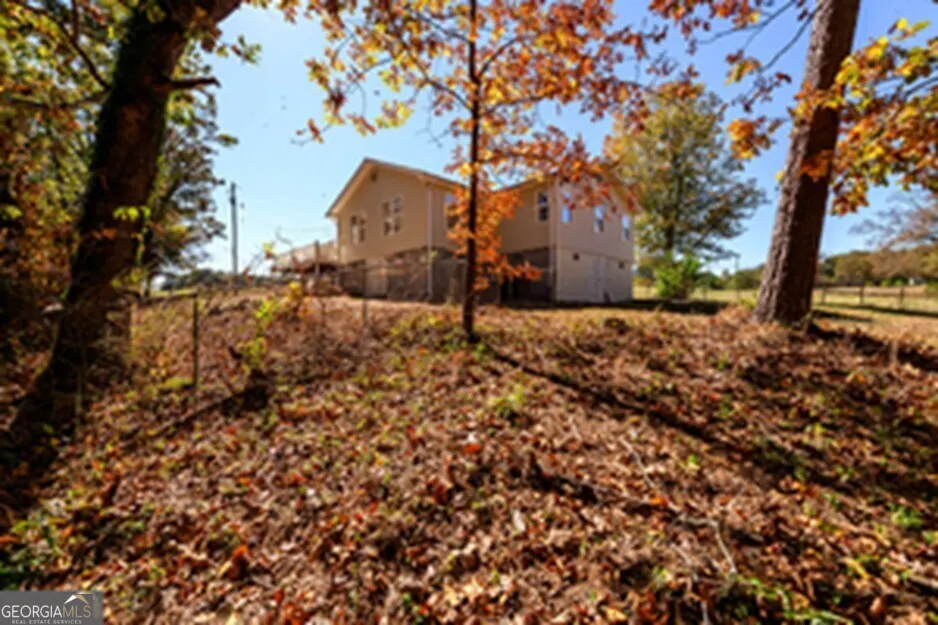 173 DEER CREEK FARM RD Hartwell, GA 30643