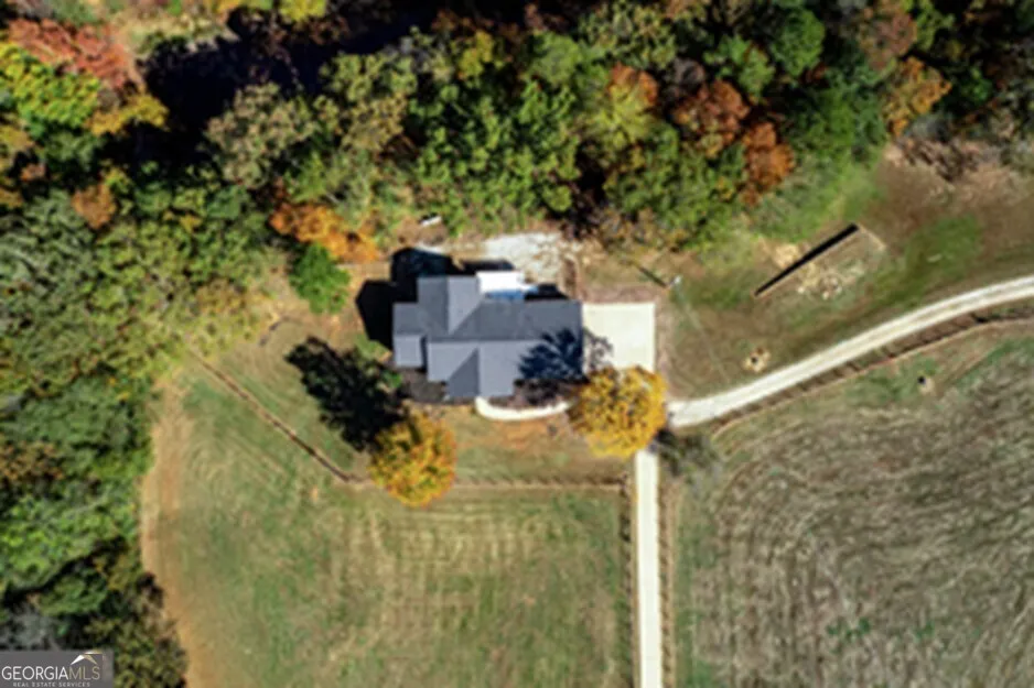 173 DEER CREEK FARM RD Hartwell, GA 30643