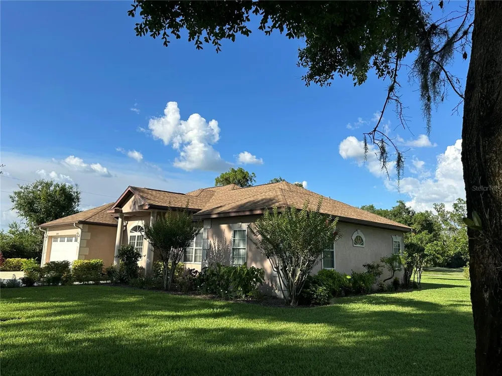 3192 OAKS BEND Bowling Green, FL 33834