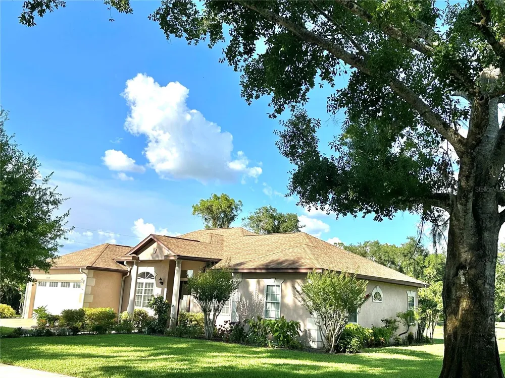 3192 OAKS BEND Bowling Green, FL 33834