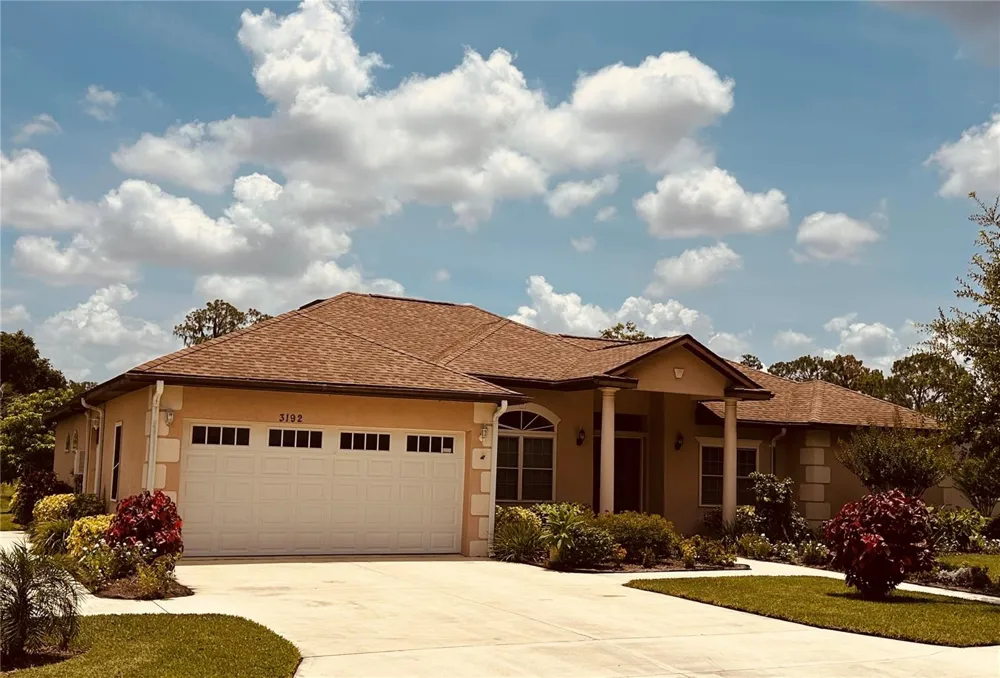 3192 OAKS BEND Bowling Green, FL 33834