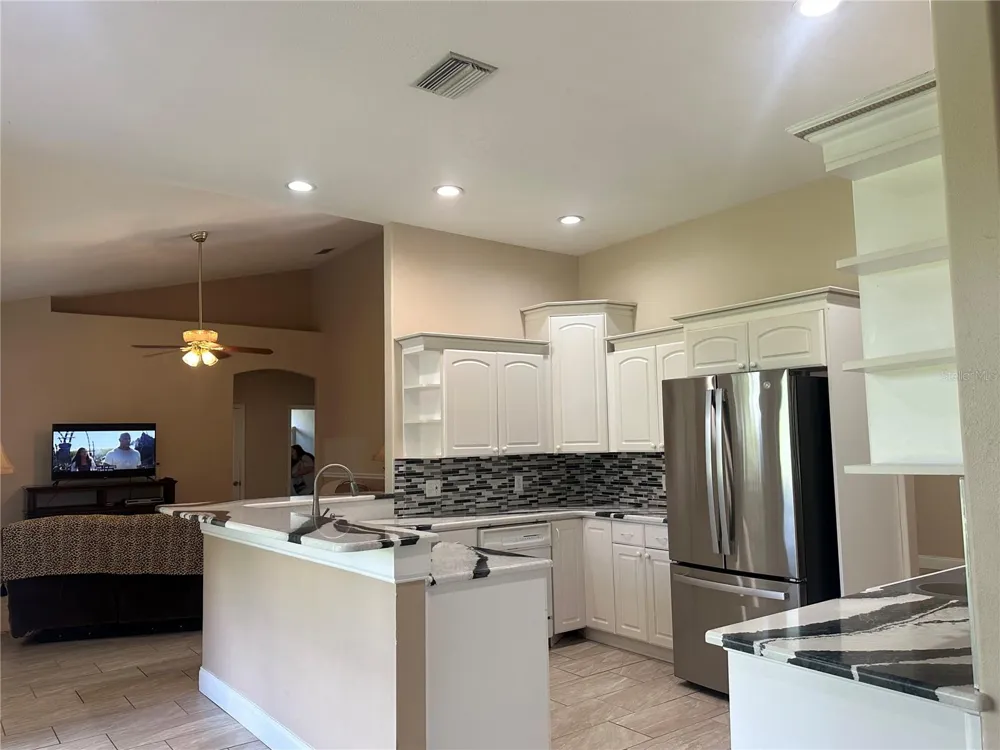 3192 OAKS BEND Bowling Green, FL 33834