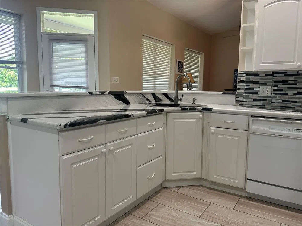 3192 OAKS BEND Bowling Green, FL 33834