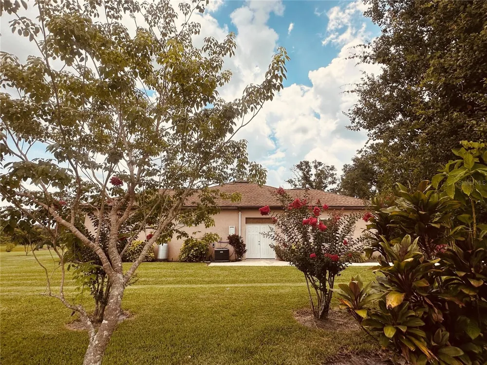 3192 OAKS BEND Bowling Green, FL 33834