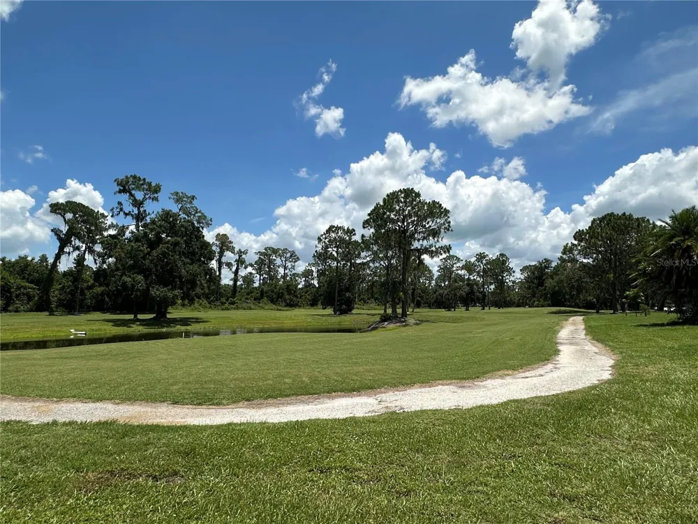 3192 OAKS BEND Bowling Green, FL 33834