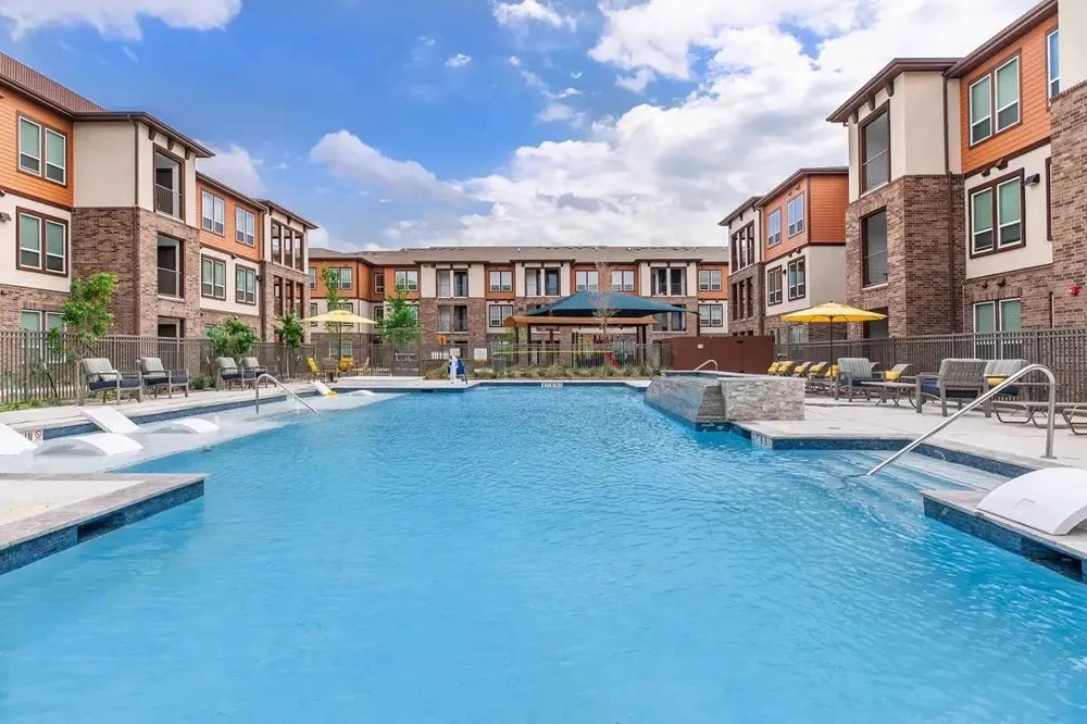 540 Richcrest Dr Houston, TX 77060