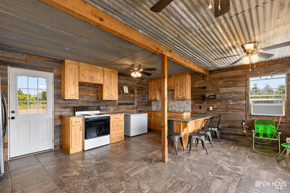 894 W Moonshine Road Seymour, TX 76380