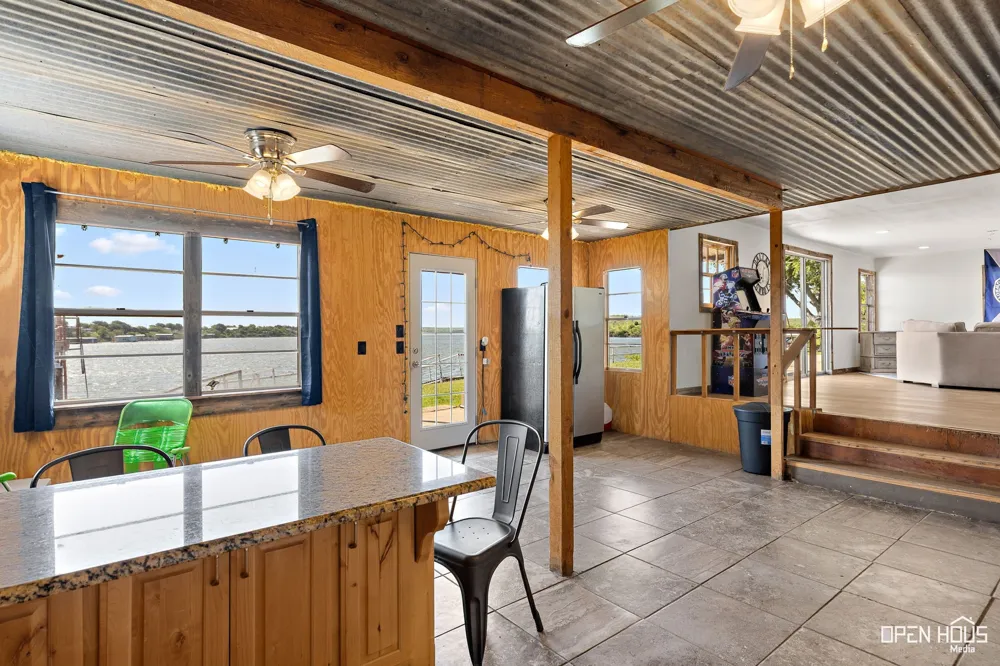 894 W Moonshine Road Seymour, TX 76380