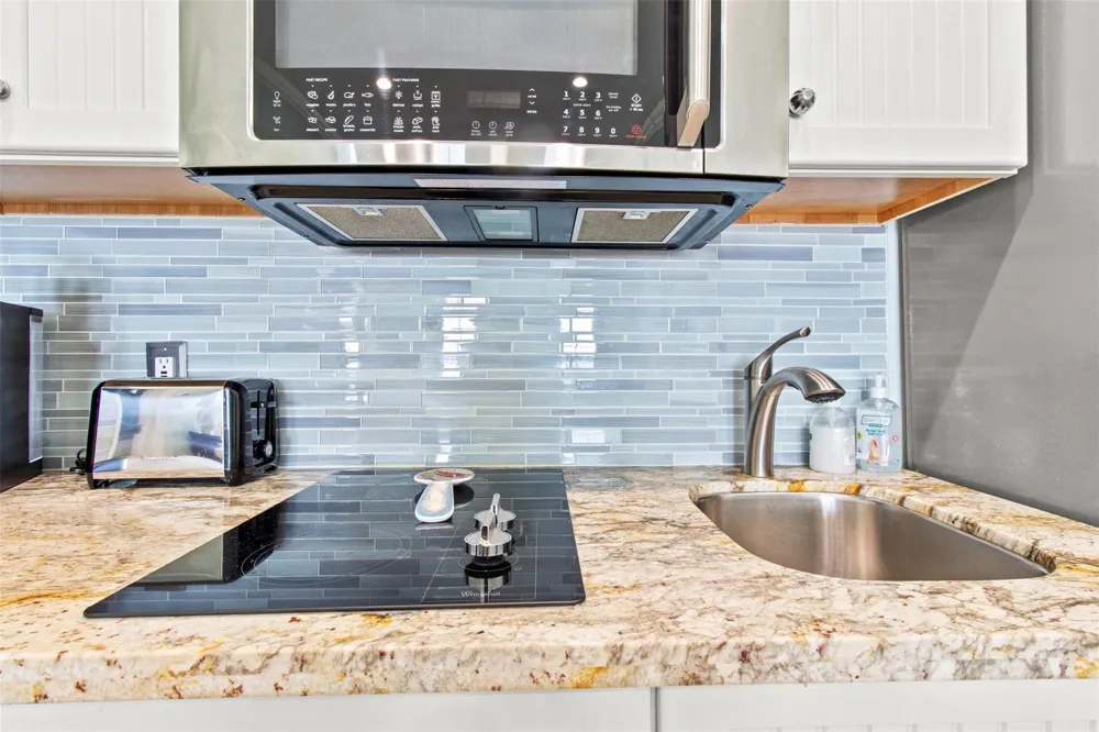 6300 Seawall Boulevard #8303 Galveston, TX 77551