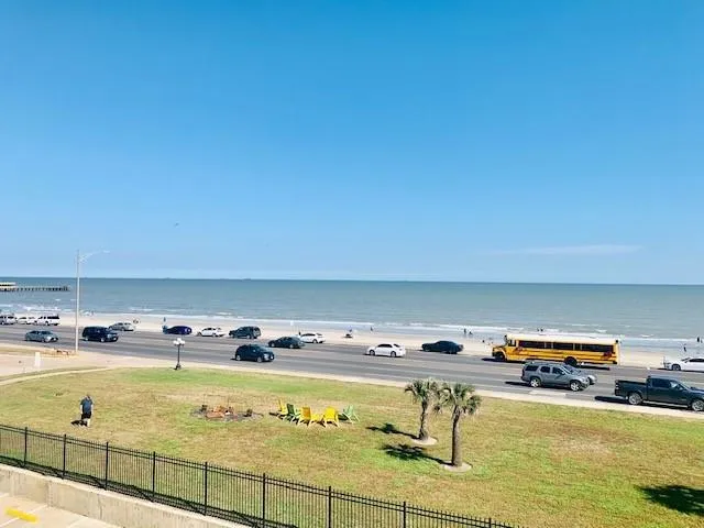 6300 Seawall Boulevard #8303 Galveston, TX 77551