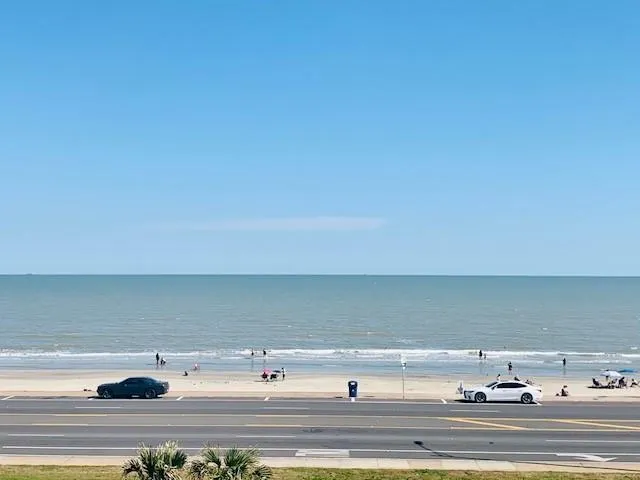 6300 Seawall Boulevard #8303 Galveston, TX 77551