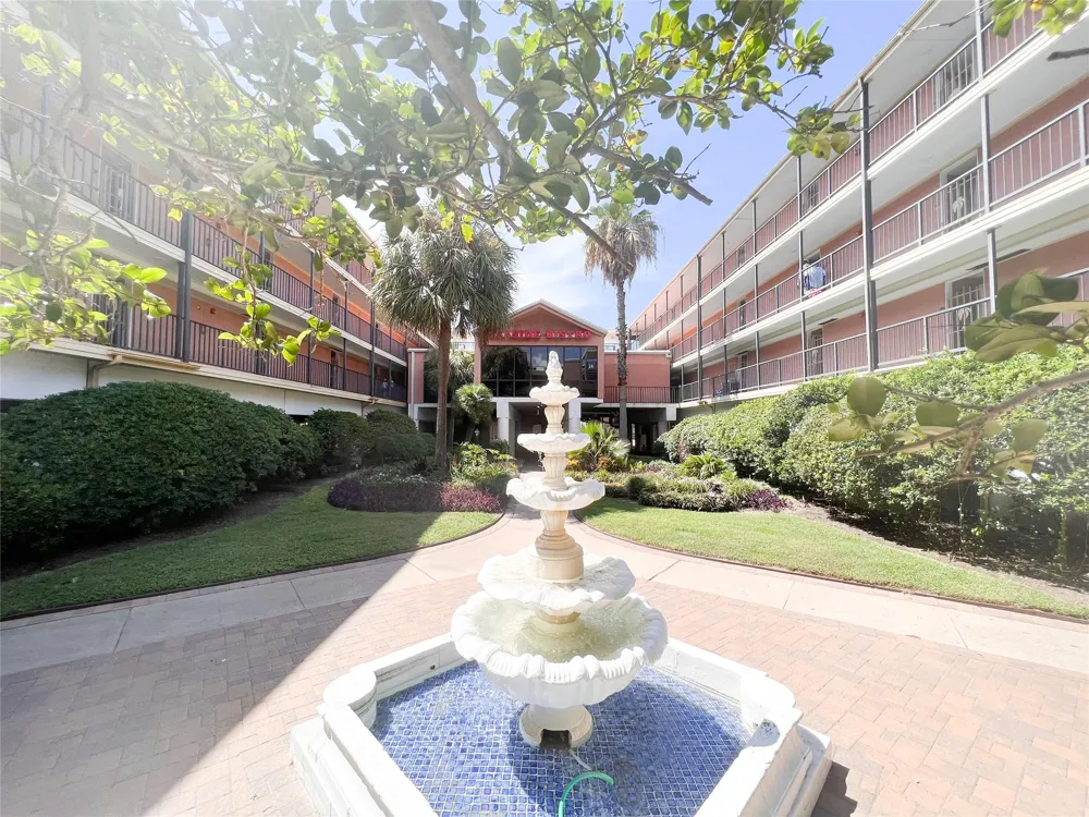 6300 Seawall Boulevard #8303 Galveston, TX 77551