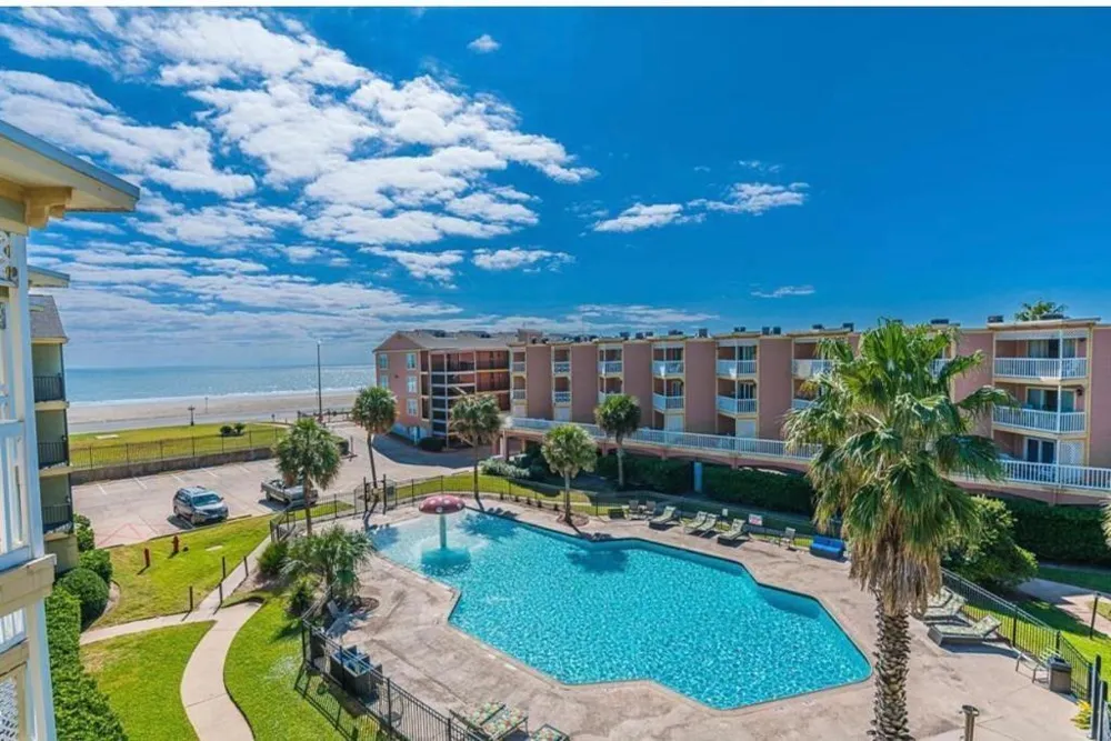 6300 Seawall Boulevard #8303 Galveston, TX 77551