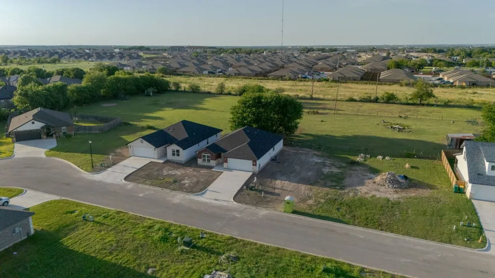 2119 Blackhawk Loop Belton, TX 76513