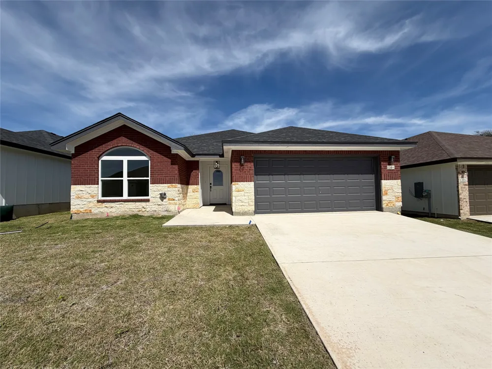 2119 Blackhawk Loop Belton, TX 76513
