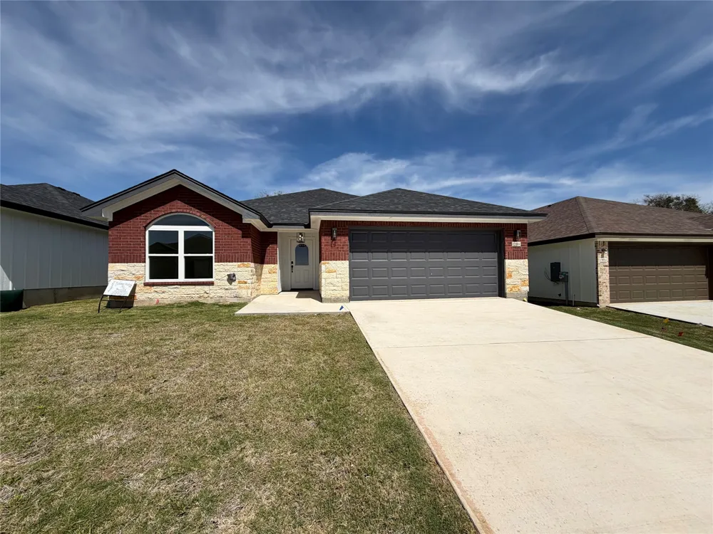 2119 Blackhawk Loop Belton, TX 76513