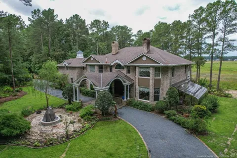 1064 Tresses Court