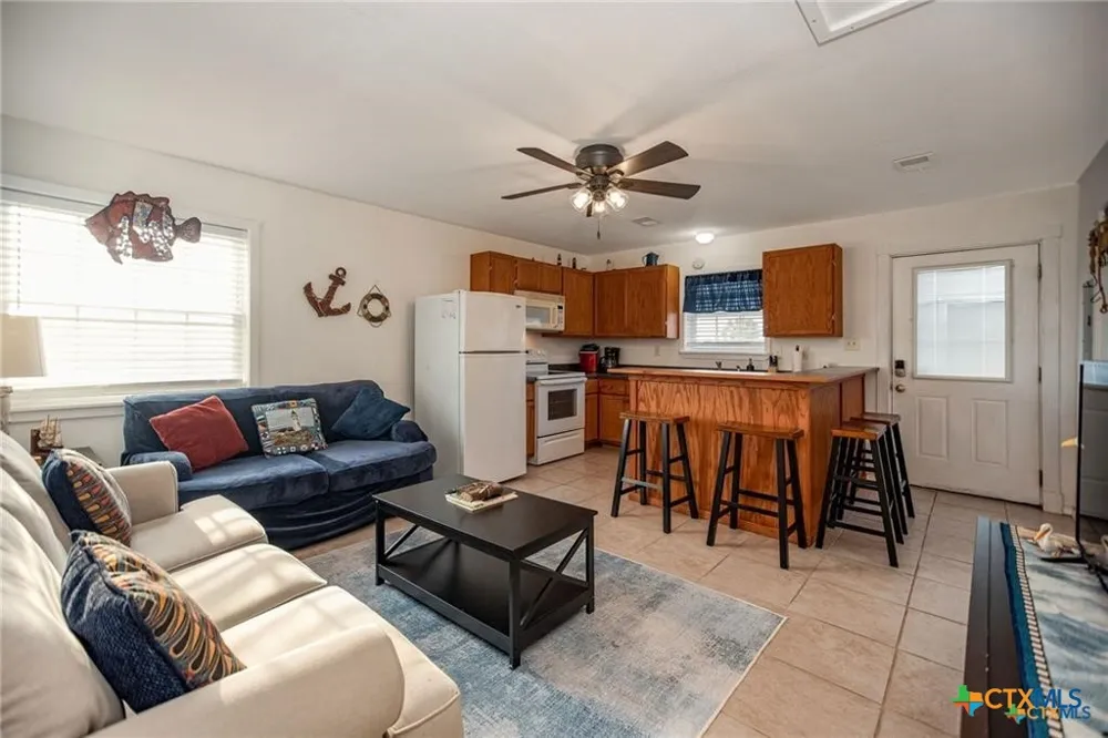 19 Dewberry Lane Seadrift, TX 77983