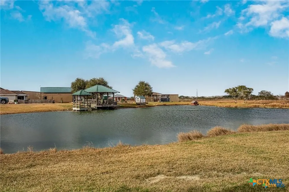19 Dewberry Lane Seadrift, TX 77983