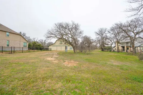 1301 Scenic Oaks Drive