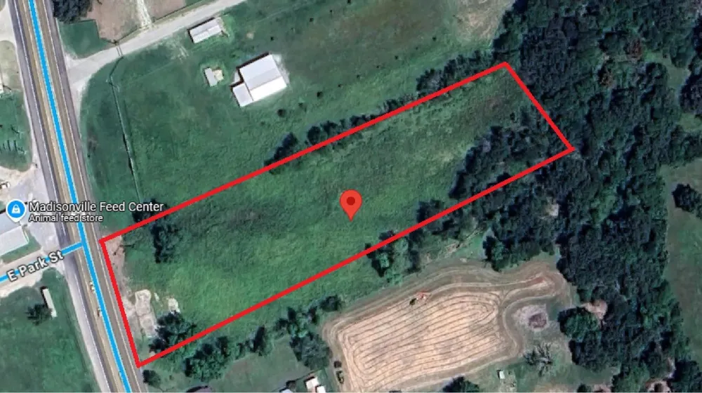 700 May Street Madisonville, TX 77864