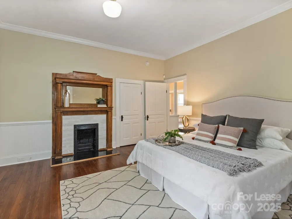 402 S Chester Street Gastonia, NC 28052