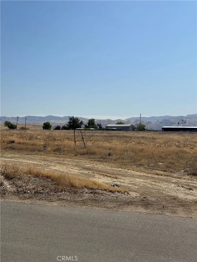 Cosmo Street Bakersfield, CA 93306