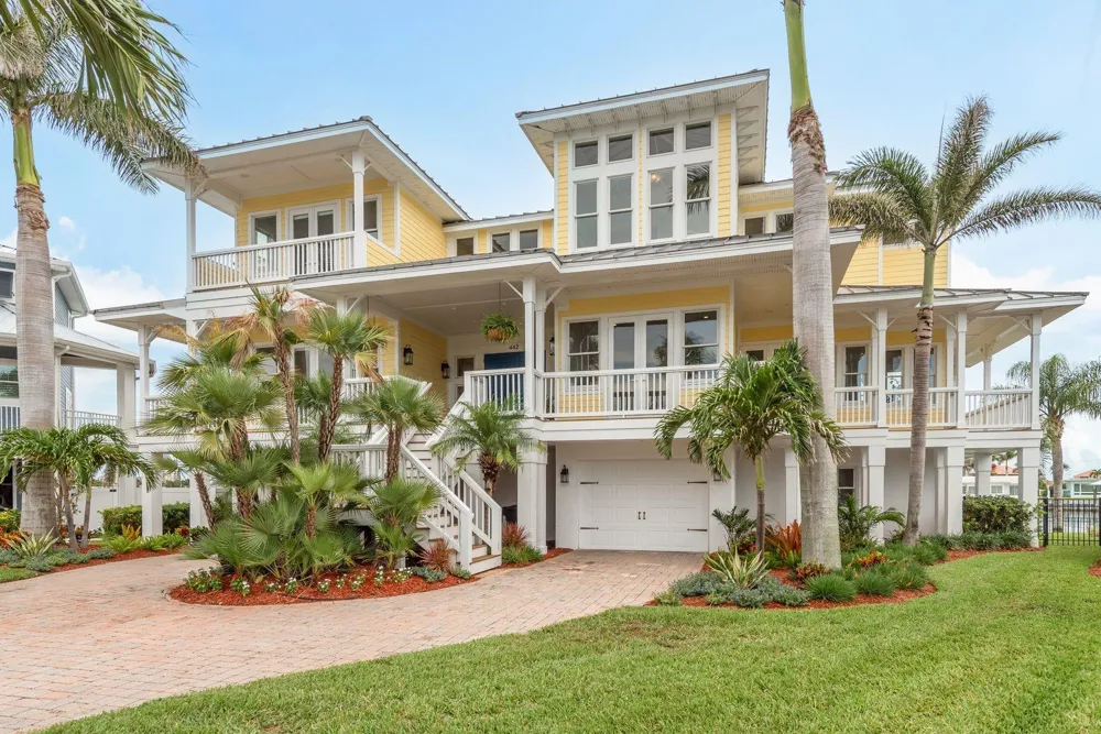 442 MIDWAY ISLAND Clearwater Beach, FL 33767