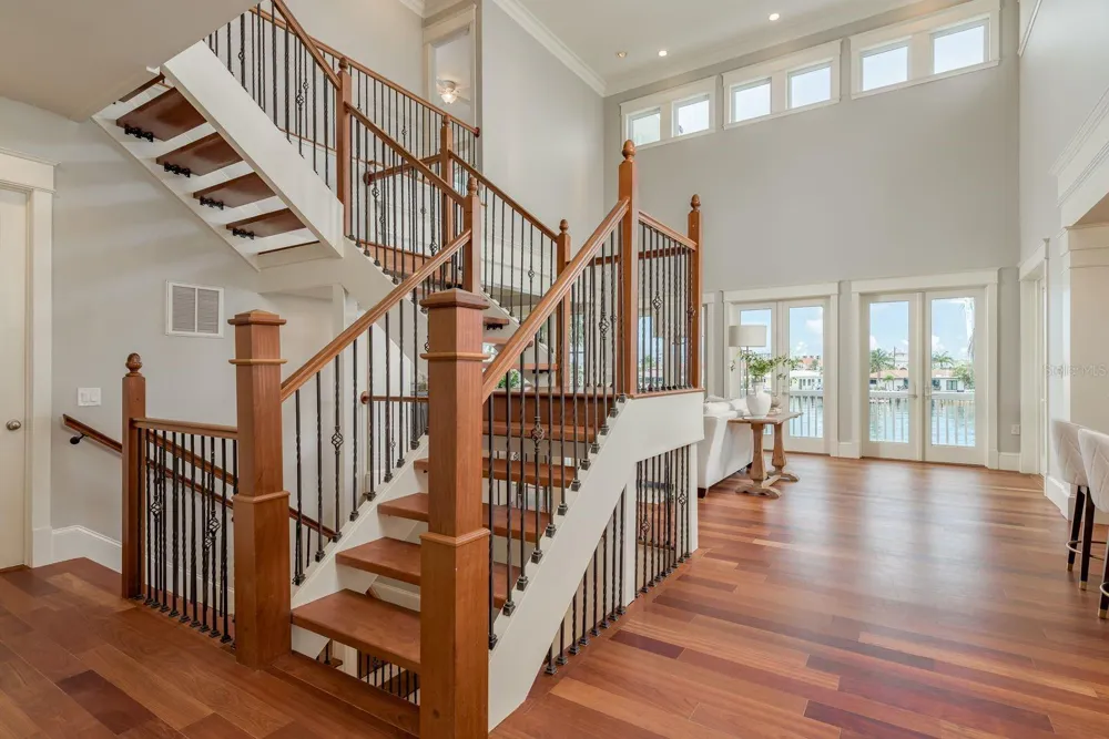 442 MIDWAY ISLAND Clearwater Beach, FL 33767