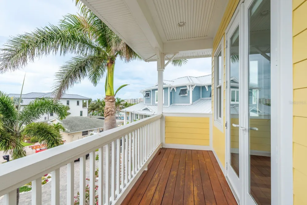 442 MIDWAY ISLAND Clearwater Beach, FL 33767