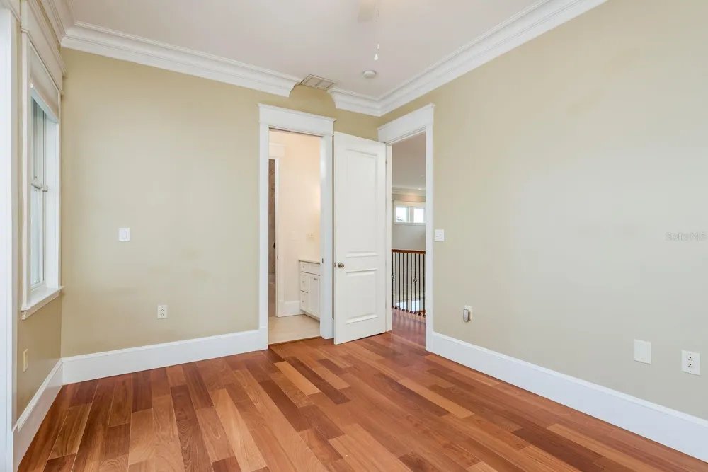 442 MIDWAY ISLAND Clearwater Beach, FL 33767