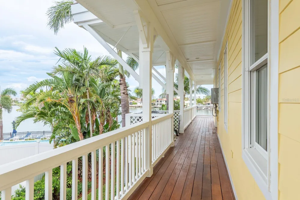 442 MIDWAY ISLAND Clearwater Beach, FL 33767