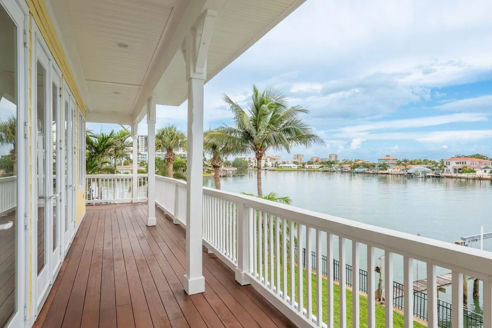442 MIDWAY ISLAND Clearwater Beach, FL 33767