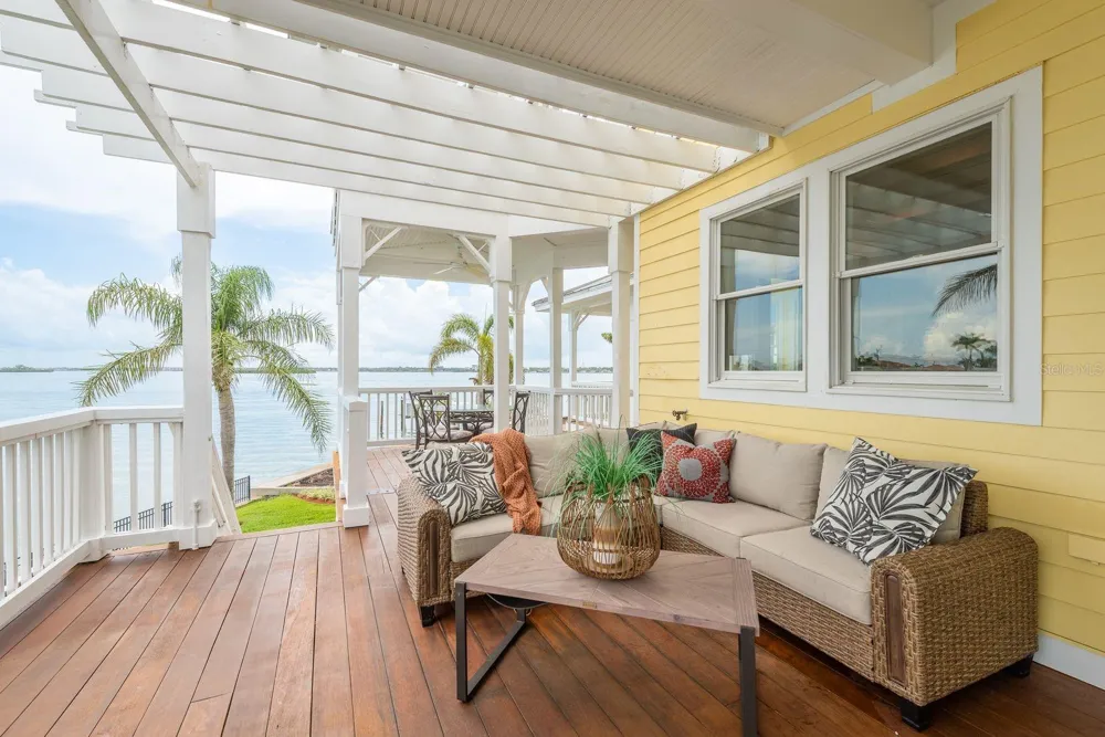 442 MIDWAY ISLAND Clearwater Beach, FL 33767