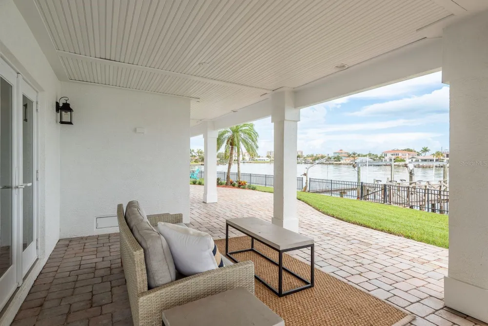 442 MIDWAY ISLAND Clearwater Beach, FL 33767