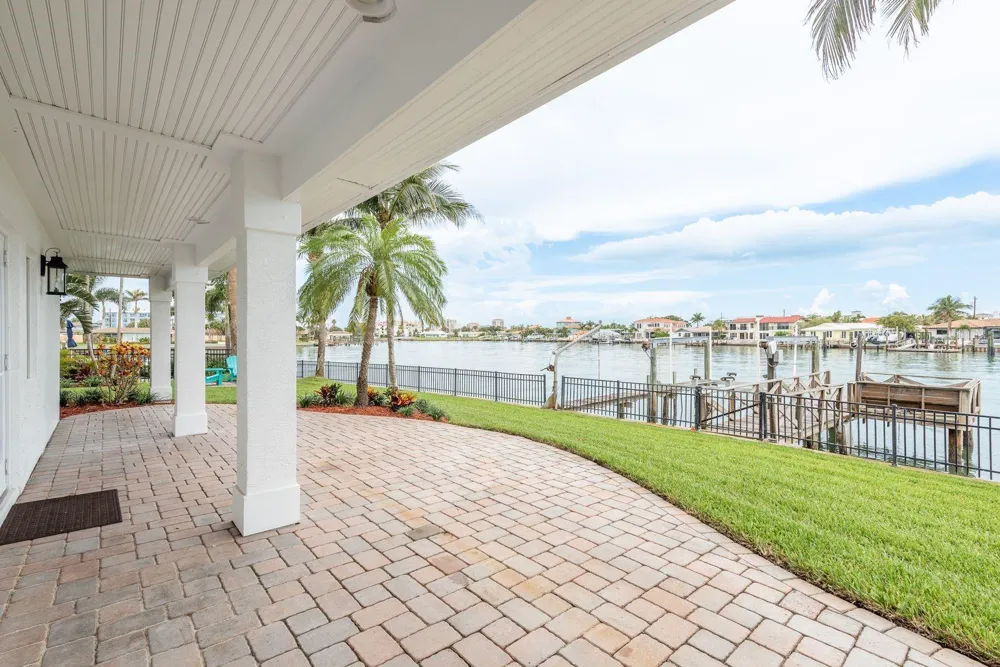 442 MIDWAY ISLAND Clearwater Beach, FL 33767