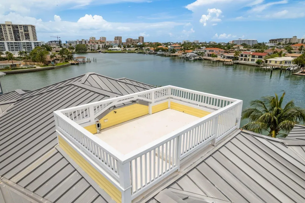 442 MIDWAY ISLAND Clearwater Beach, FL 33767