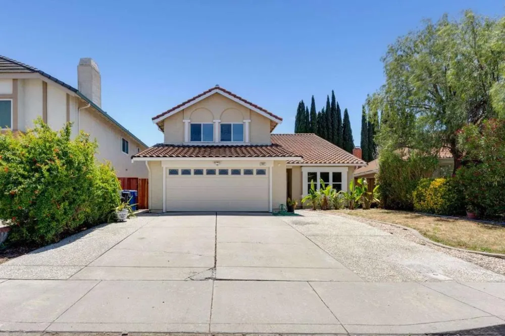 800 Los Positos Drive Milpitas, CA 95035