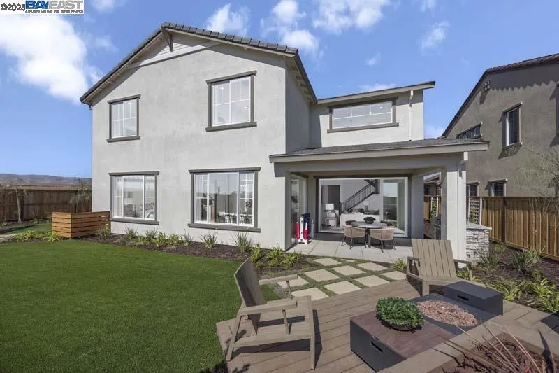 503 E Fiorino Street Mountain House, CA 95391